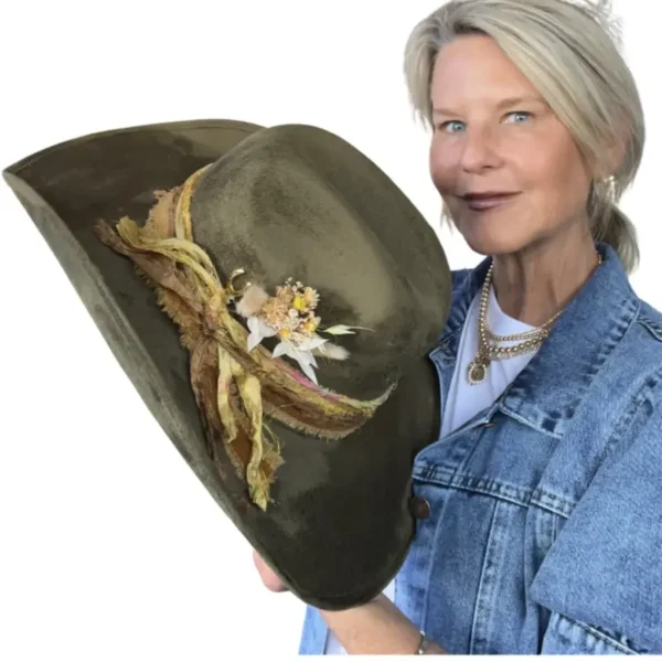Olive Cowgirl