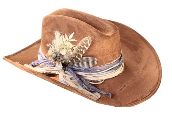Tobacco and Cream Cowgirl