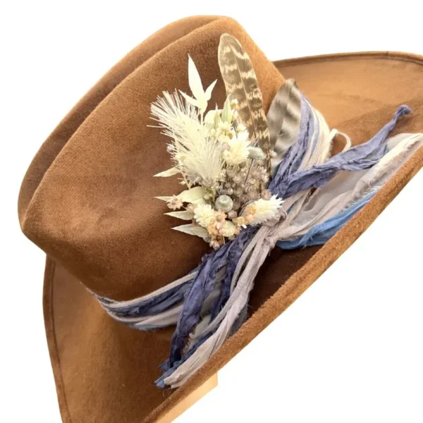 Tobacco and Cream Cowgirl - Image 2